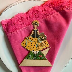 Set of 8 vintage 1920’s die cut floral place cards spring girl holding flowers ✨